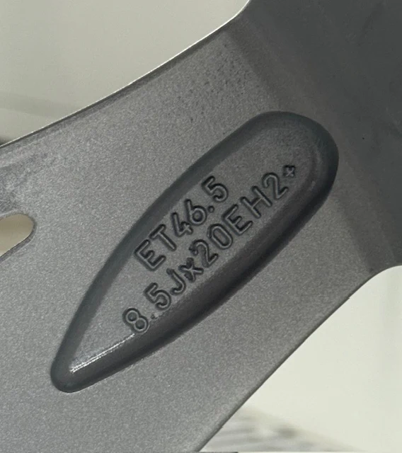 Genuine Ferrari458 Front Wheel 20"